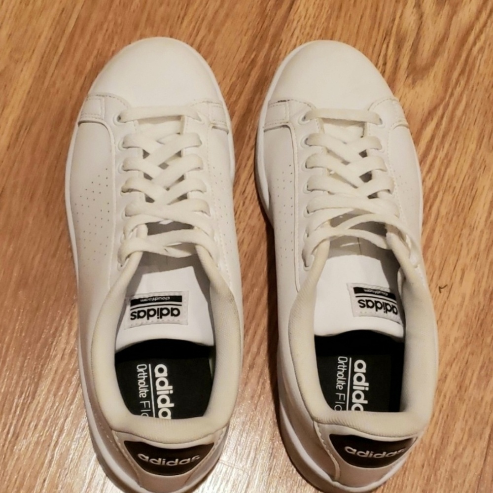 LIKE NEW-ADIDAS Cloudfoam Advantage Women's 8.5